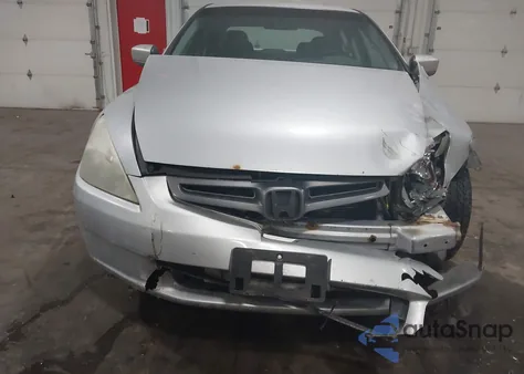 2005 Honda Accord 3.0 Ex z USA, uszkodzony, nr VIN 1HGCM66515A063117